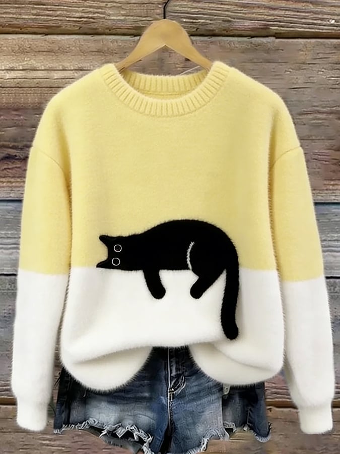 Vera | Women's Sweatshirt with Cat Graphic