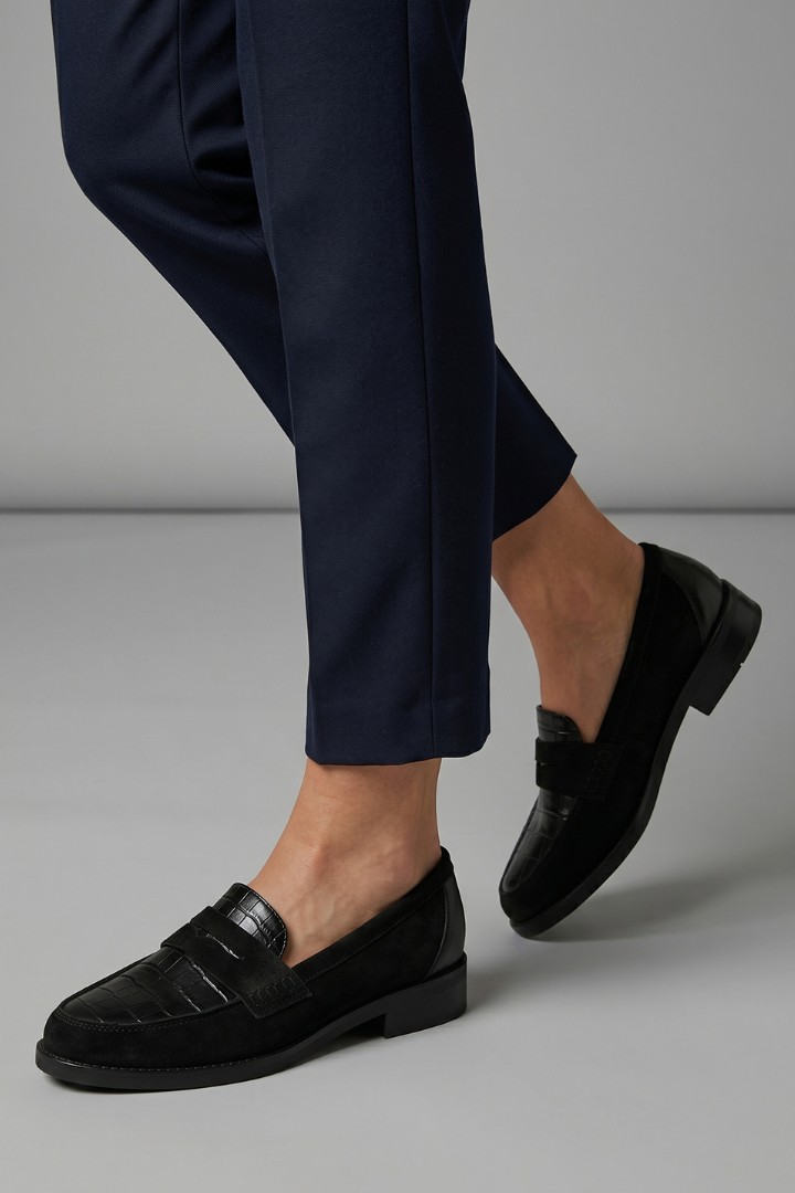 Madeline | Women's Textured Slip-On Loafers